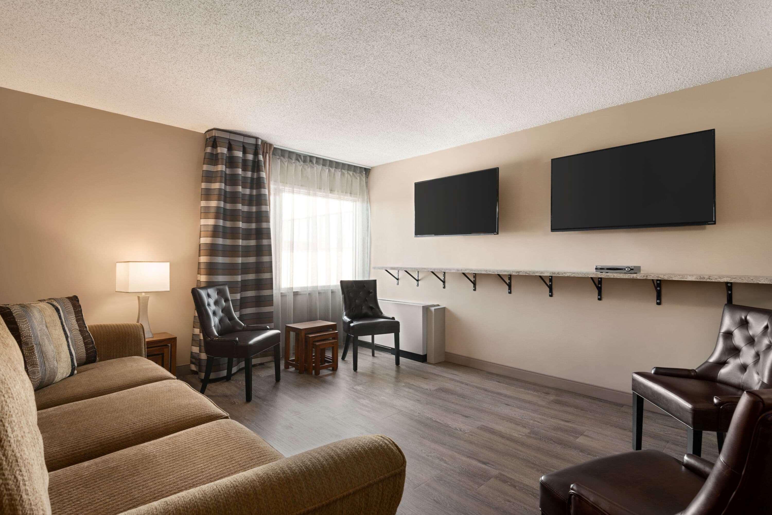 Travelodge Hotel By Wyndham Saskatoon Kültér fotó