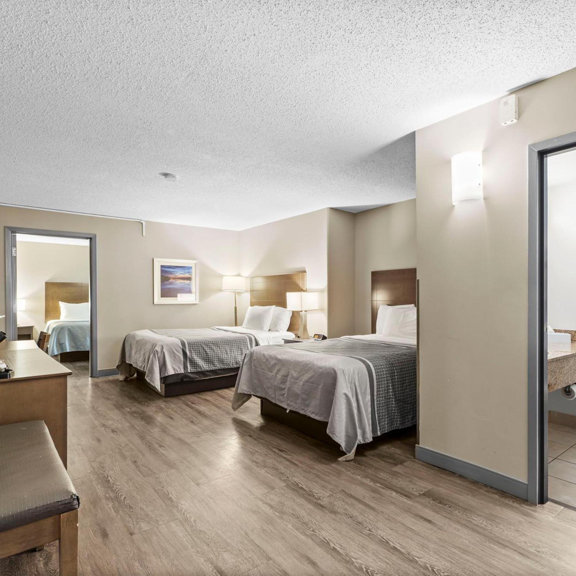 Travelodge Hotel By Wyndham Saskatoon Kültér fotó