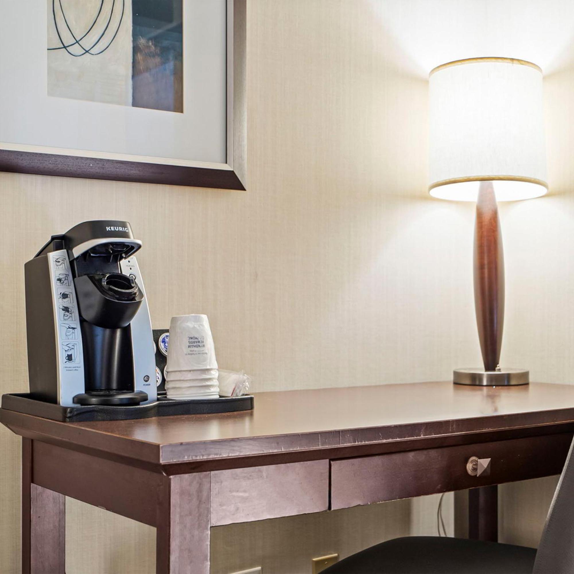 Travelodge Hotel By Wyndham Saskatoon Kültér fotó
