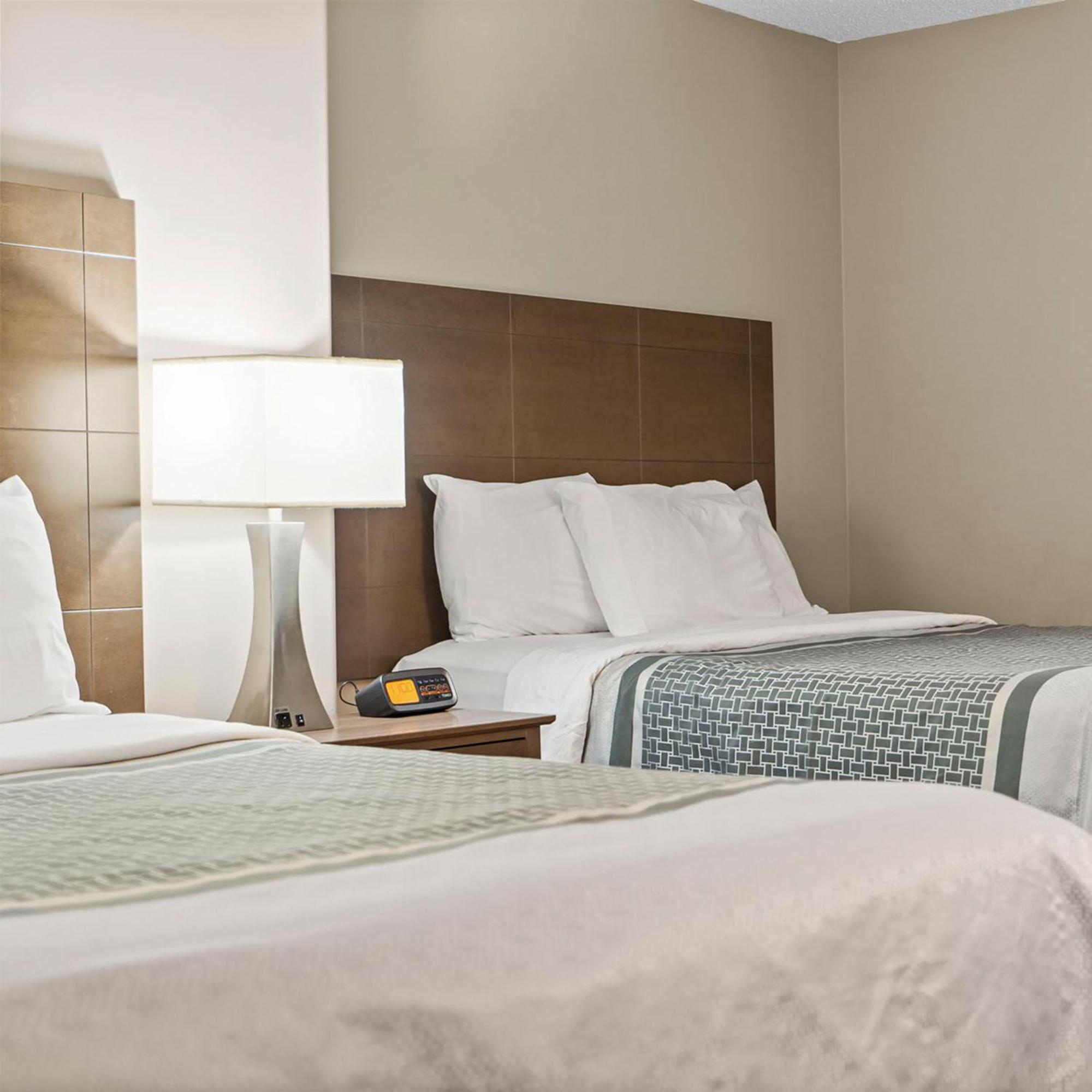 Travelodge Hotel By Wyndham Saskatoon Kültér fotó